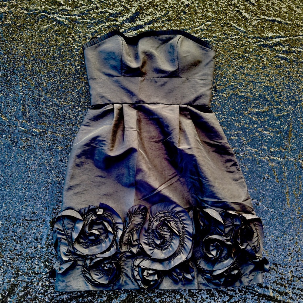 Black flower lace dress